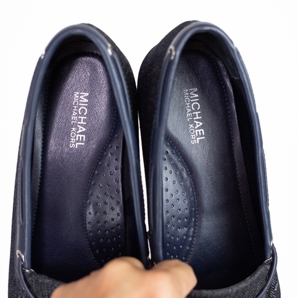 Michael Kors Denim Moccasin Loafers Flats Women’s 7M - Picture 4 of 10